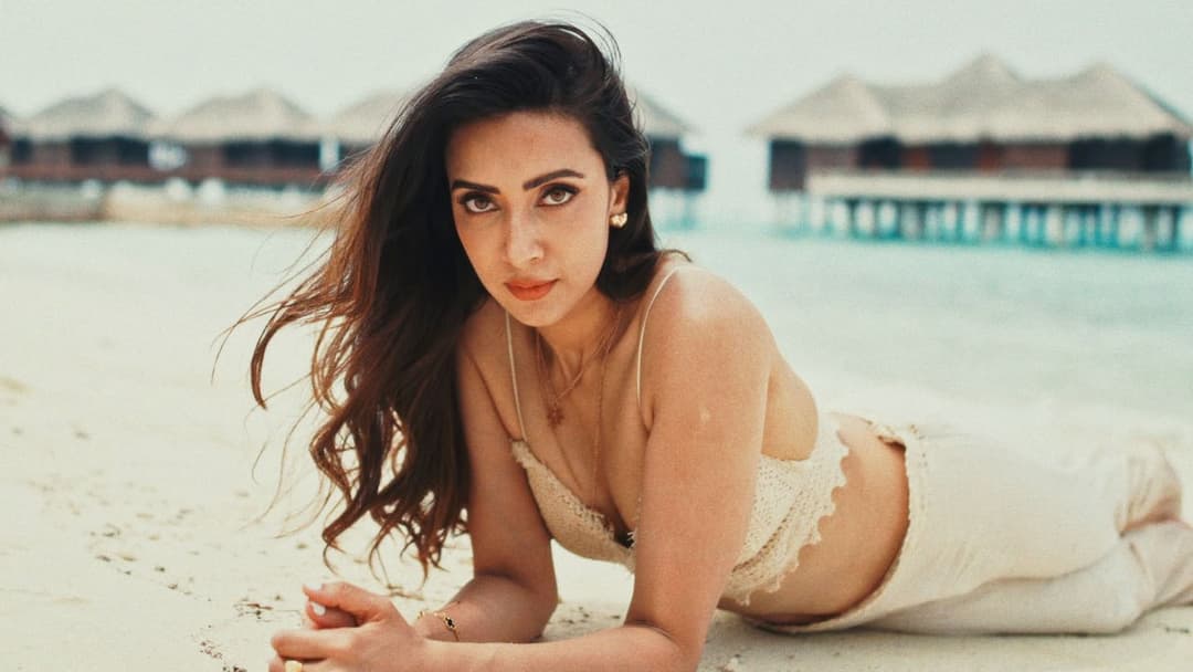 মালদ্বীপে অবকাশে মিম, ছড়ালেন মুগ্ধতা