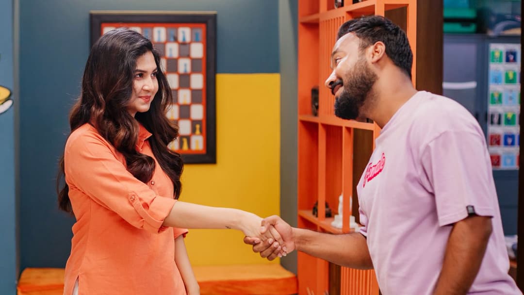 ব্যাচেলর পয়েন্টে যে চরিত্রে দেখা দিলেন স্পর্শিয়া