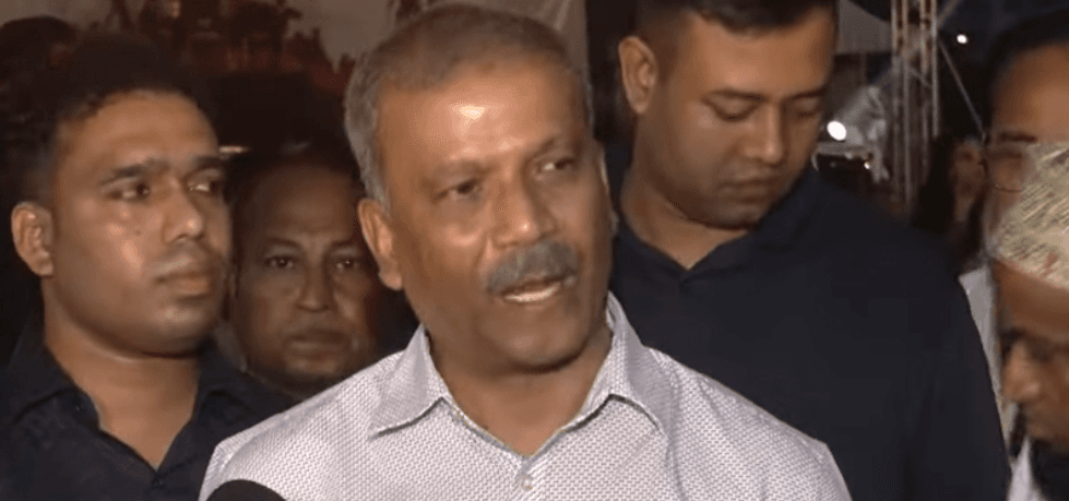জুলাই সনদ স্বাক্ষর অনুষ্ঠানে এনসিপি থাকলে ভালো লাগত : আসিফ নজরুল