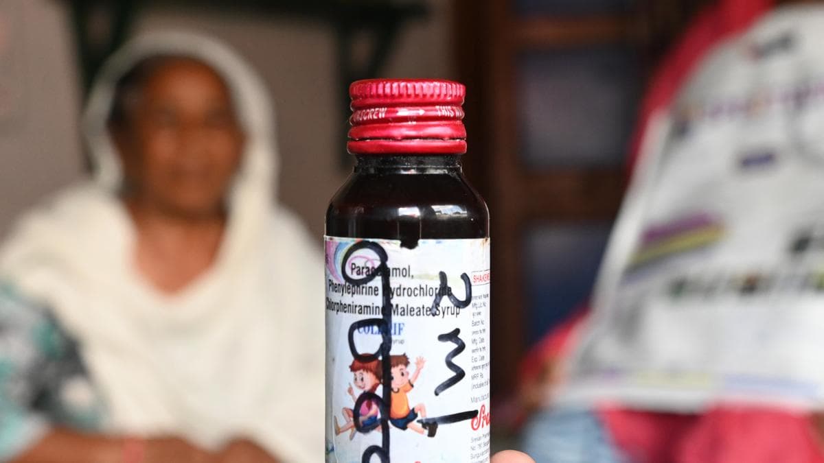 কফ সিরাপে দূষণ : এক ওষুধ কোম্পানির লাইসেন্স বাতিল করল ভারত
