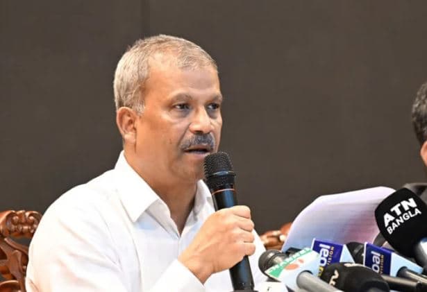 দায়িত্ব শেষ করে যত তাড়াতাড়ি যেতে পারি বাঁচব: আসিফ নজরুল