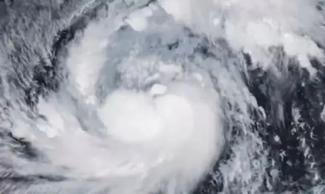 ঘূর্ণিঝড় ‘শেন-ইয়ার’ সৃষ্টি, গভীর সাগরে যাওয়া নিষেধ