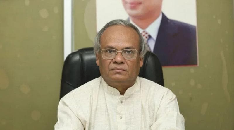 যে যেভাবে পারছে, তলার পর তলা উঠিয়ে দালান তৈরি করছে: রিজভী