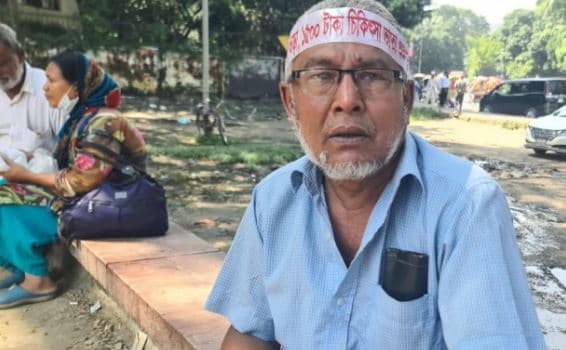 অন্যের সন্তানকে মানুষ করতে গিয়ে নিজের সন্তান অমানুষ হয়ে যাচ্ছে: শিক্ষক নুরুল হক