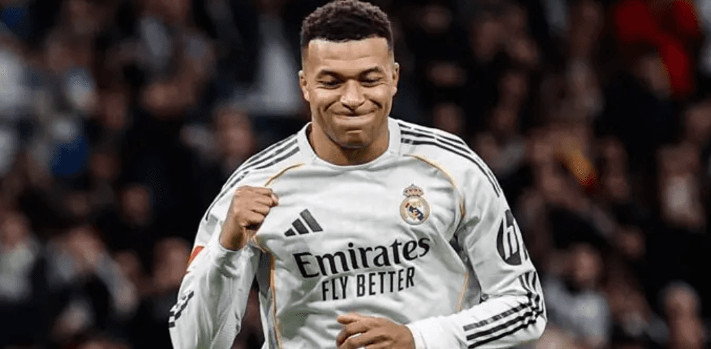 জন্মদিনের রাতে রোনালদোর পাশে এমবাপে, জয়ে ফিরল রিয়াল