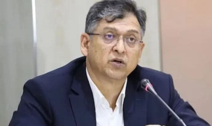 পুলিশ সার্জেন্টের ১৮০টি শূন্য পদে দ্রুত নিয়োগ দেওয়া হবে: স্বরাষ্ট্রমন্ত্রী