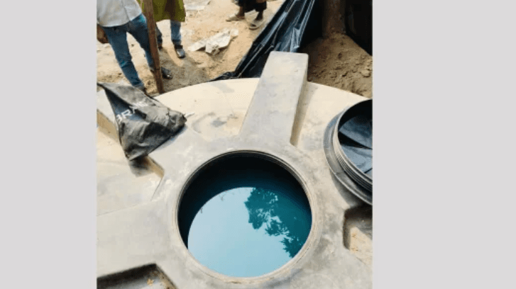 মাটির নিচে লুকানো ১০ হাজার লিটার তেল উদ্ধার, ব্যবসায়ীকে জরিমানা