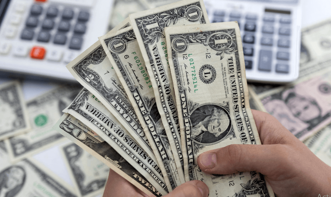 ঈদের আগে রেমিট্যান্সে সুবাতাস, ১৪ দিনে এলো ২ বিলিয়ন ডলার