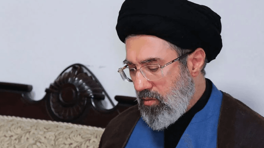 খামেনির ছেলে মোজতোবা খোসেইনি হলেন ইরানের নতুন সর্বোচ্চ নেতা