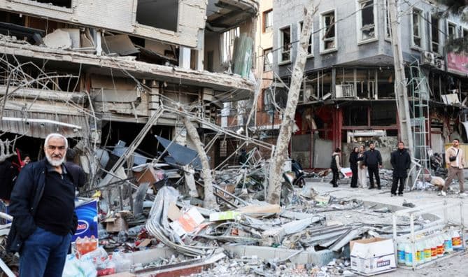 আইআরজিসির কমান্ড সেন্টার ধ্বংসের দাবি যুক্তরাষ্ট্রের