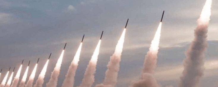 ইসরায়েলে ইরানের ৪০০ ক্ষেপণাস্ত্র হামলা, সর্বোচ্চ সতর্কতা