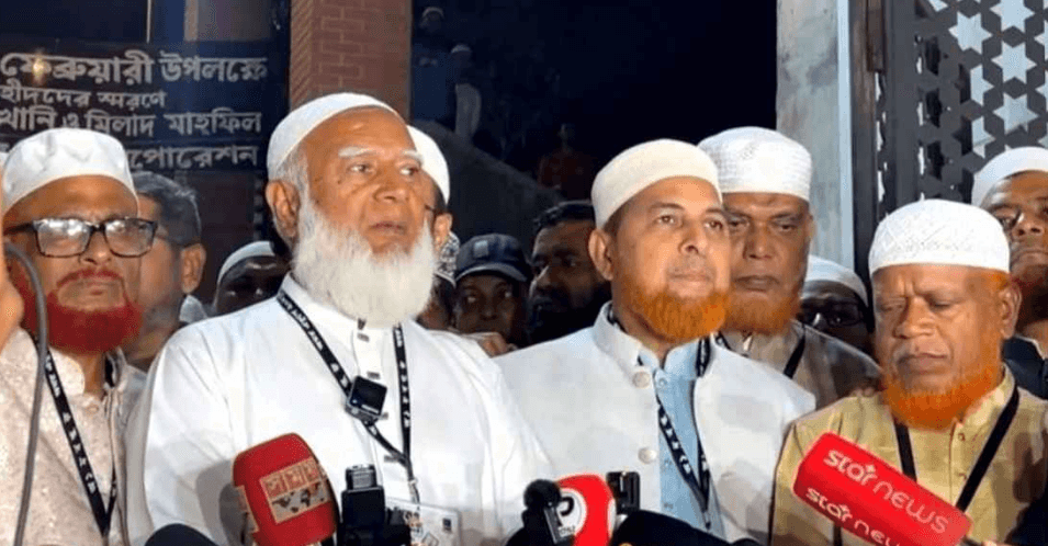 প্রথমবার শহীদ মিনারে শ্রদ্ধা জানালেন ডা. শফিকুর রহমান, যা বললেন