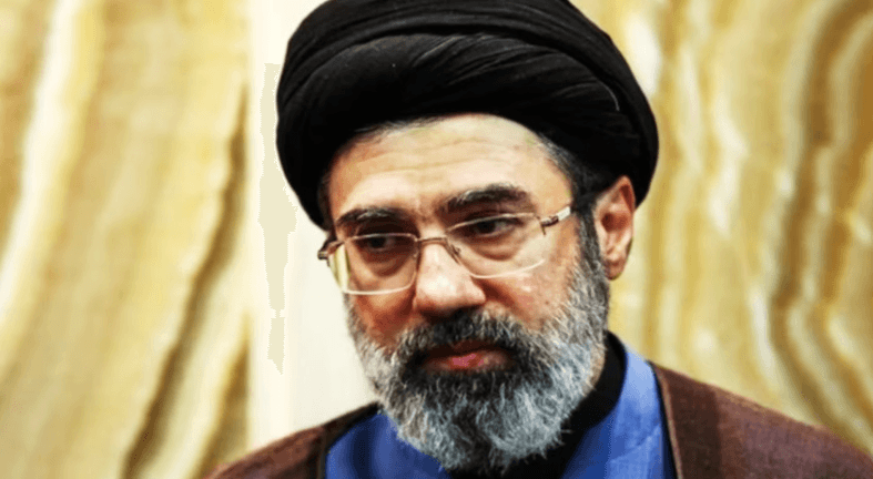 আঘাত পেলেও নিরাপদে আছেন ইরানের সর্বোচ্চ নেতা মোজতবা খামেনি