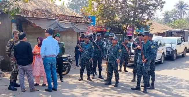 নাটোরে বিএনপি-জামায়াত সমর্থকদের সংঘর্ষ-গুলি, আহত ৬