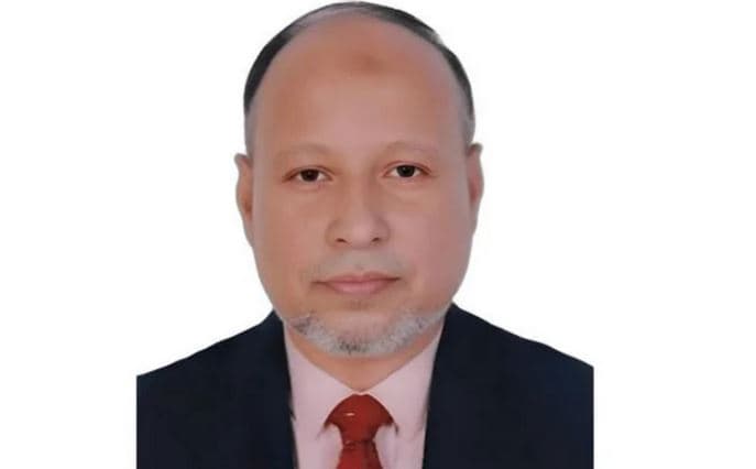 পেট্রোবাংলার চেয়ারম্যান হিসেবে যোগদান করেছেন এরফানুল হক