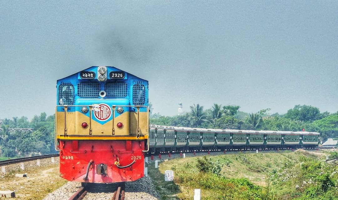 ফিরতি ঈদযাত্রা: আজ মিলছে ২৮ মার্চের ট্রেনের অগ্রিম টিকিট