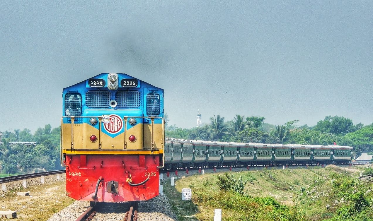 ফিরতি ঈদযাত্রা: আজ মিলছে ২৮ মার্চের ট্রেনের অগ্রিম টিকিট