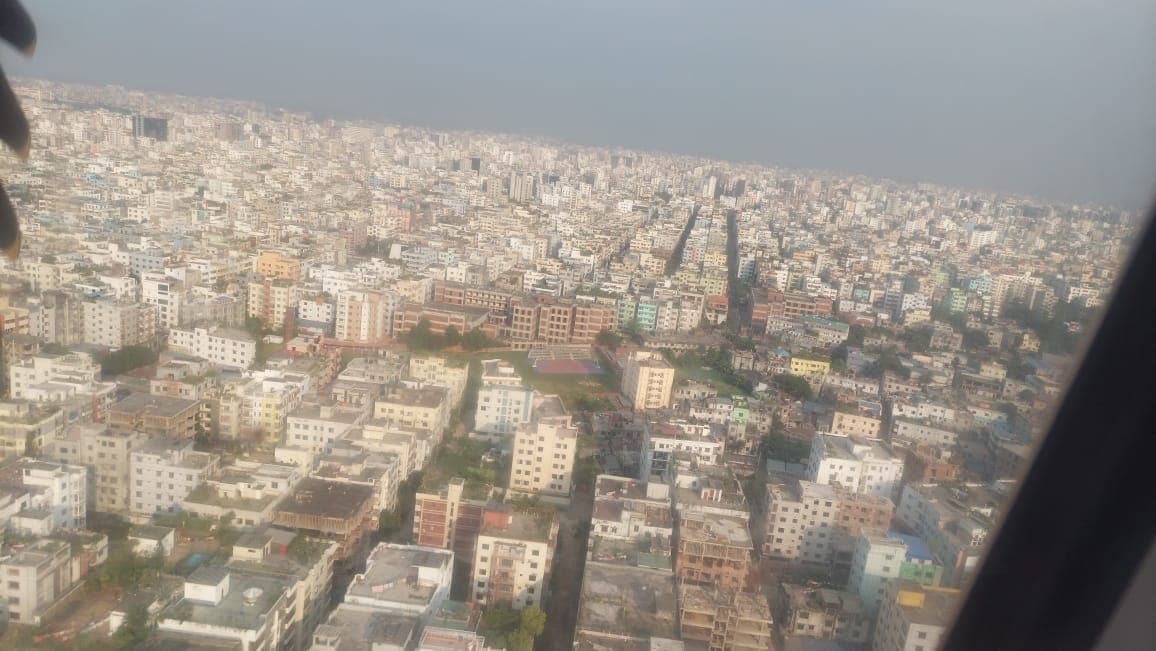 বায়ুদূষণে শীর্ষে দিল্লি, ঢাকার অবস্থার উন্নতি