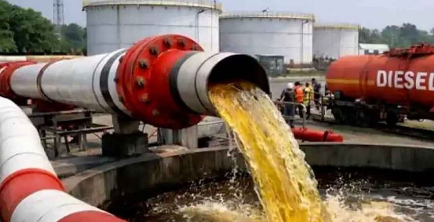 ভারত থেকে পাইপলাইনে আসছে আরও ৫ হাজার টন ডিজেল