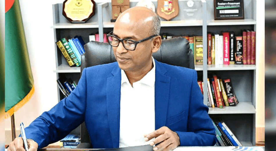সিআইডির প্রধান হিসেবে দায়িত্ব নিলেন মোশাররফ হোছাইন