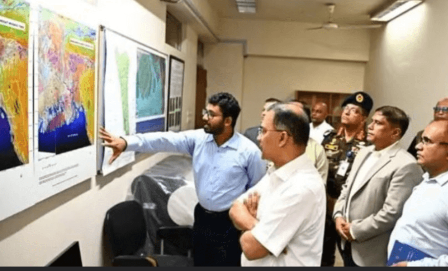 হঠাৎ মহাকাশ গবেষণা প্রতিষ্ঠান স্পারসো পরিদর্শনে প্রধানমন্ত্রী