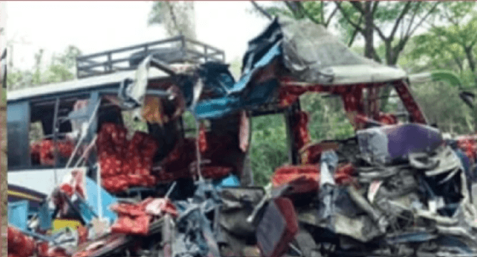 ঈদ যাত্রায় একদিনেই ৭ জেলার সড়কে ঝরল ২৮ প্রাণ
