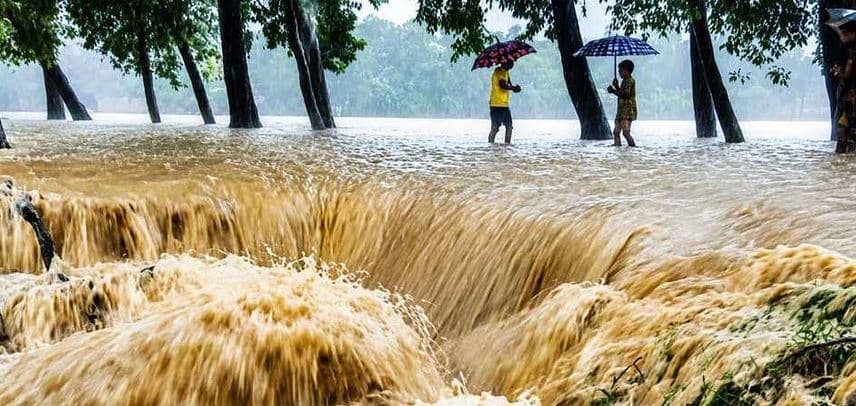 চট্টগ্রামে বন্যা-পাহাড়ধসে প্রাণহানি বেড়ে ৩৯, ক্ষতিগ্রস্ত ৯ লাখ ২৮ হাজার মানুষ