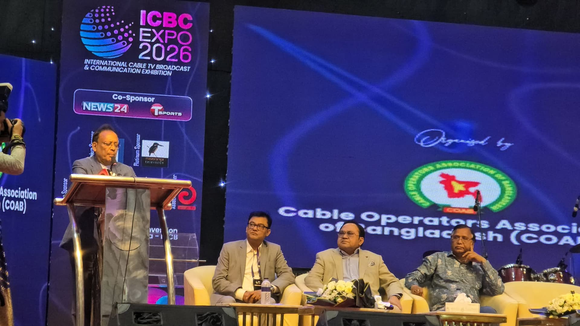 ক্যাবল অপারেটরদের যৌক্তিক সমস্যা সমাধানে পাশে থাকবে সরকার : আইসিটি মন্ত্রী