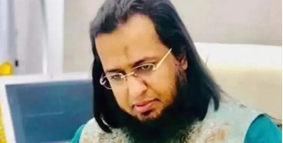 এরতেজা হাসানের বিরুদ্ধে গ্রেপ্তারি পরোয়ানা
