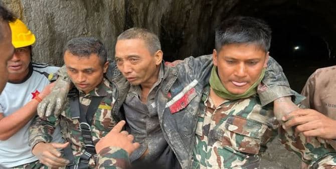 নেপালের সুড়ঙ্গ থেকে বন্যার ১০ দিন পর চীনা নাগরিককে জীবিত উদ্ধার