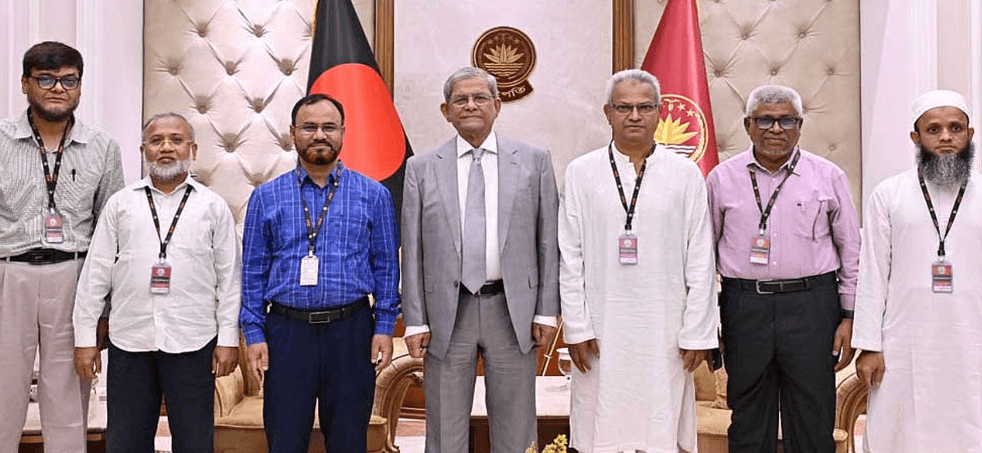 এআইয়ের অনিয়ন্ত্রিত ব্যবহার মানুষের চিন্তাশক্তি ও সৃজনশীলতাকে হ্রাস করে: রাষ্ট্রপতি