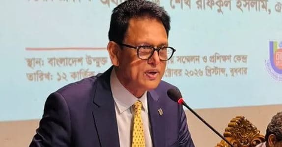 গাইড বই ছাপানো ব্যবসায়ীদের সতর্ক করলেন শিক্ষামন্ত্রী, ‘এবার নিশ্চিত ধরা খাবেন’