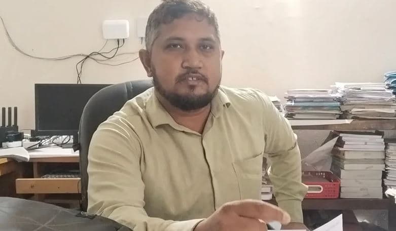 বাংলাদেশ বিদ্যুৎ উন্নয়ন বোর্ড উচ্চ বিদ্যালয়ের ভারপ্রাপ্ত প্রধান শিক্ষক আফরোজ আহমেদ। সংগৃহীত ছবি