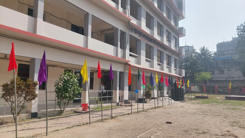 ছুটি শেষে সোমবার খুলছে স্কুল-মাদরাসা, কলেজে ক্লাস ১ নভেম্বর থেকে