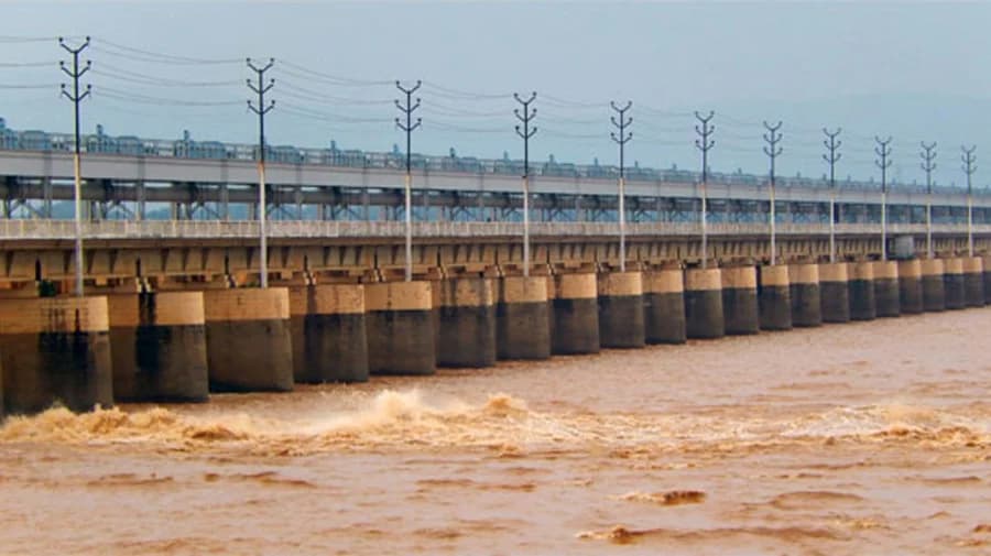 ফারাক্কা বাঁধ খুলে দিলেও দেশে বন্যার সম্ভাবনা নেই