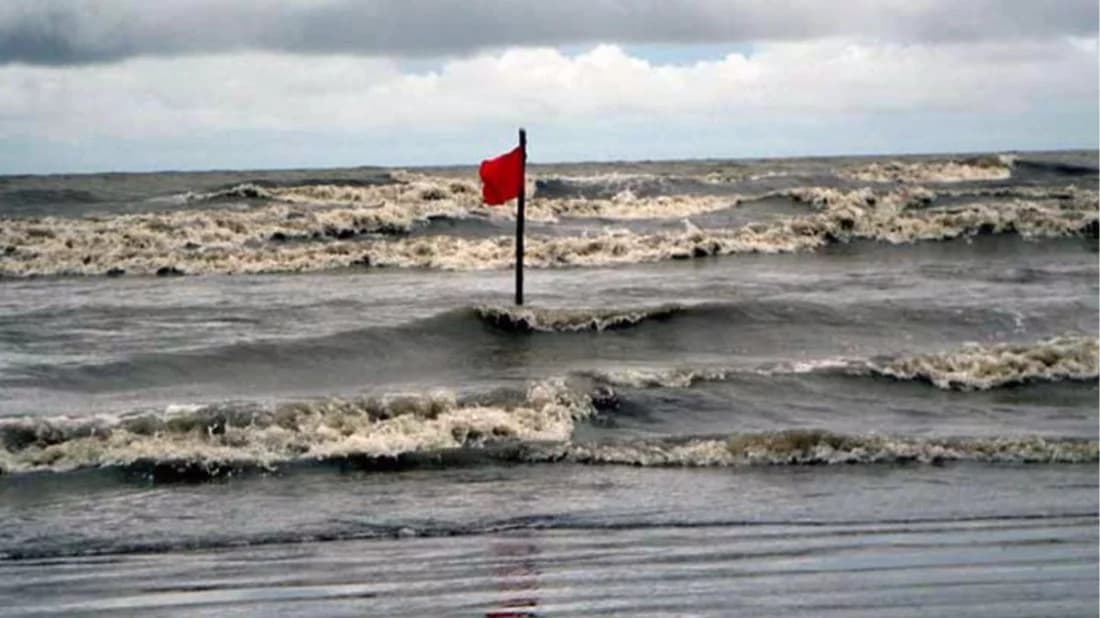 সাগরে ফের লঘুচাপ, ২ বন্দরে ৩ নম্বর সতর্কসংকেত