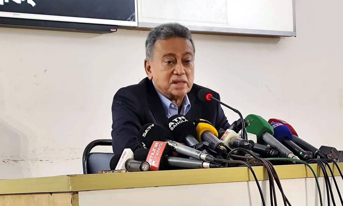 তত্ত্বাবধায়কের মুডে যেতে হবে অন্তর্বর্তী সরকারকে: আমীর খসরু