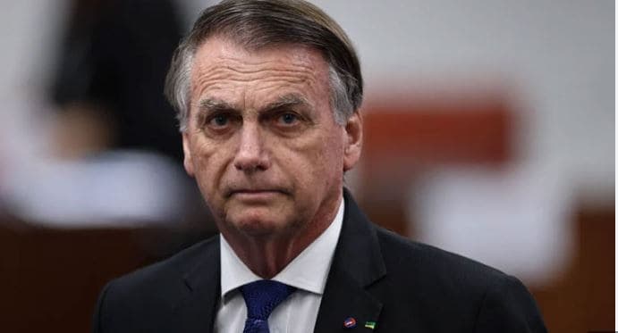 ব্রাজিল: বলসোনারোকে ২৭ বছরের কারাদণ্ড কার্যকর করার নির্দেশ