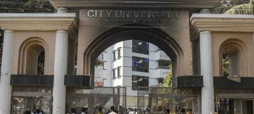 দুই বিশ্ববিদ্যালয়ের মধ্যে সংঘর্ষ:  সিটি ইউনিভার্সিটি বন্ধ ঘোষণা, হল ছাড়ার নির্দেশ