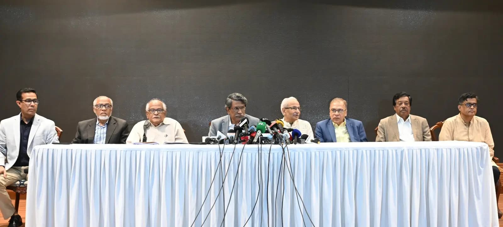 ৩ ভাগে জুলাই সনদ বাস্তবায়নের সুপারিশ করেছে ঐকমত্য কমিশন