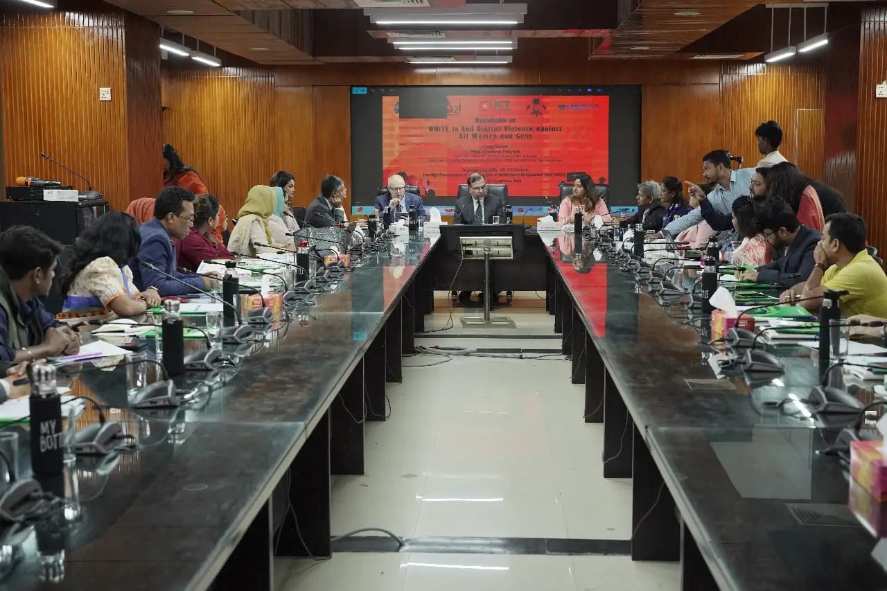 ‘অনলাইন সহিংসতা প্রতিরোধে শক্তিশালী সুরক্ষা ব্যবস্থা গড়ে তুলতে হবে’