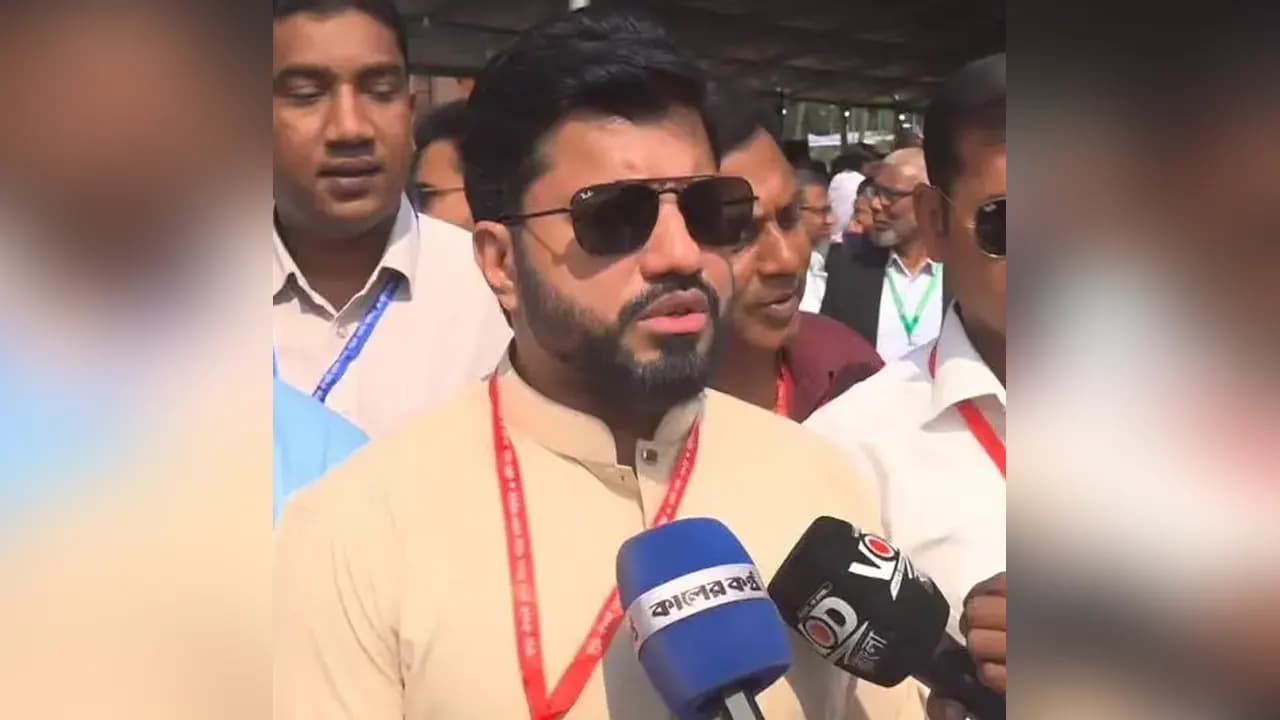 ‘আ.লীগের চূড়ান্ত দাফন নিশ্চিত না হওয়া পর্যন্ত লড়াই যেন থেমে না যায়’