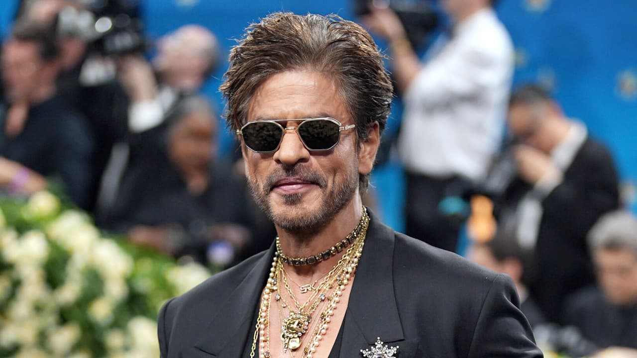 শাহরুখের প্রাইভেট জেট দেখতে কেমন?