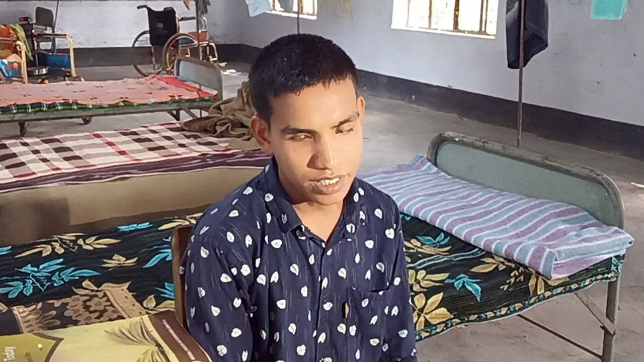 রাজশাহী বোর্ডে ৩৯ প্রতিবন্ধী ও কারাগার থেকে পরীক্ষা দিয়ে ৩ জন পাস