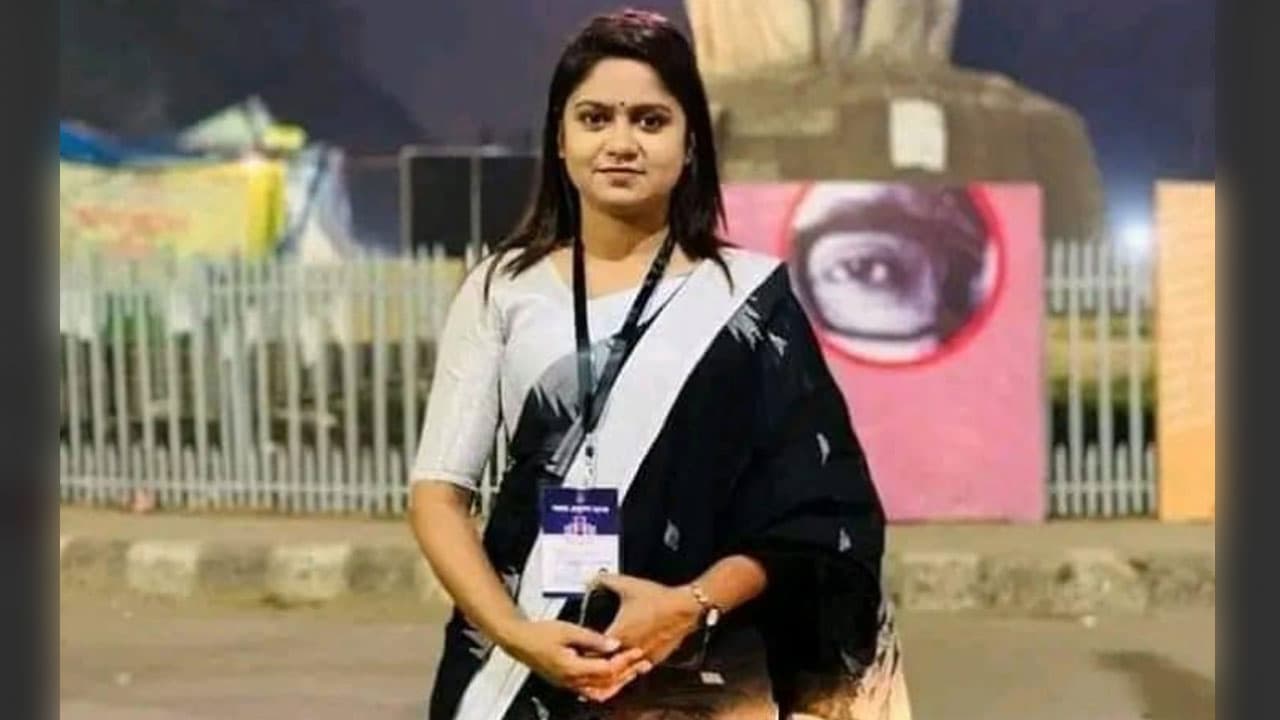 ময়মনসিংহে কেন্দ্রীয় ছাত্রলীগ নেত্রী রুমা গ্রেপ্তার