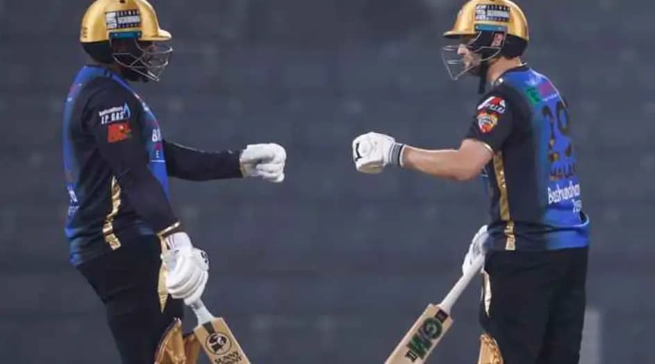 চট্টগ্রামকে হারিয়ে পয়েন্ট টেবিলের শীর্ষে রংপুর রাইডার্স