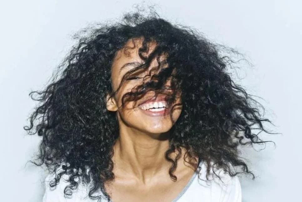 গরমের দিনে চুলের যত্নে কিছু সহজ উপায়