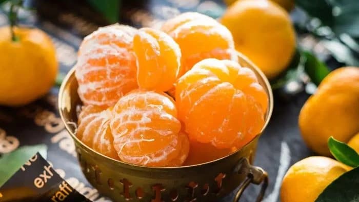 ত্বকের বলিরেখা দূর করে তারুণ্য ধরে রাখবে যে ৫টি ফল