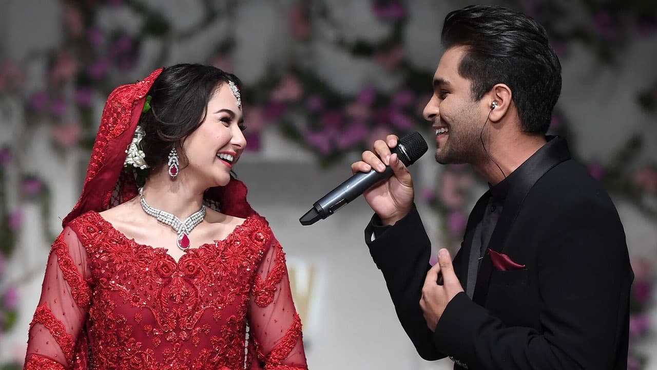 হলুদের সাজে দেখা দিলেন হানিয়া আমির, বিয়ের গুঞ্জন