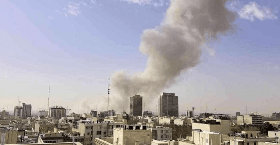 ইরানে যুক্তরাষ্ট্র ও ইসরায়েলের হামলা: পাল্টা আঘাতে কাঁপছে মধ্যপ্রাচ্য, সর্বশেষ অবস্থা